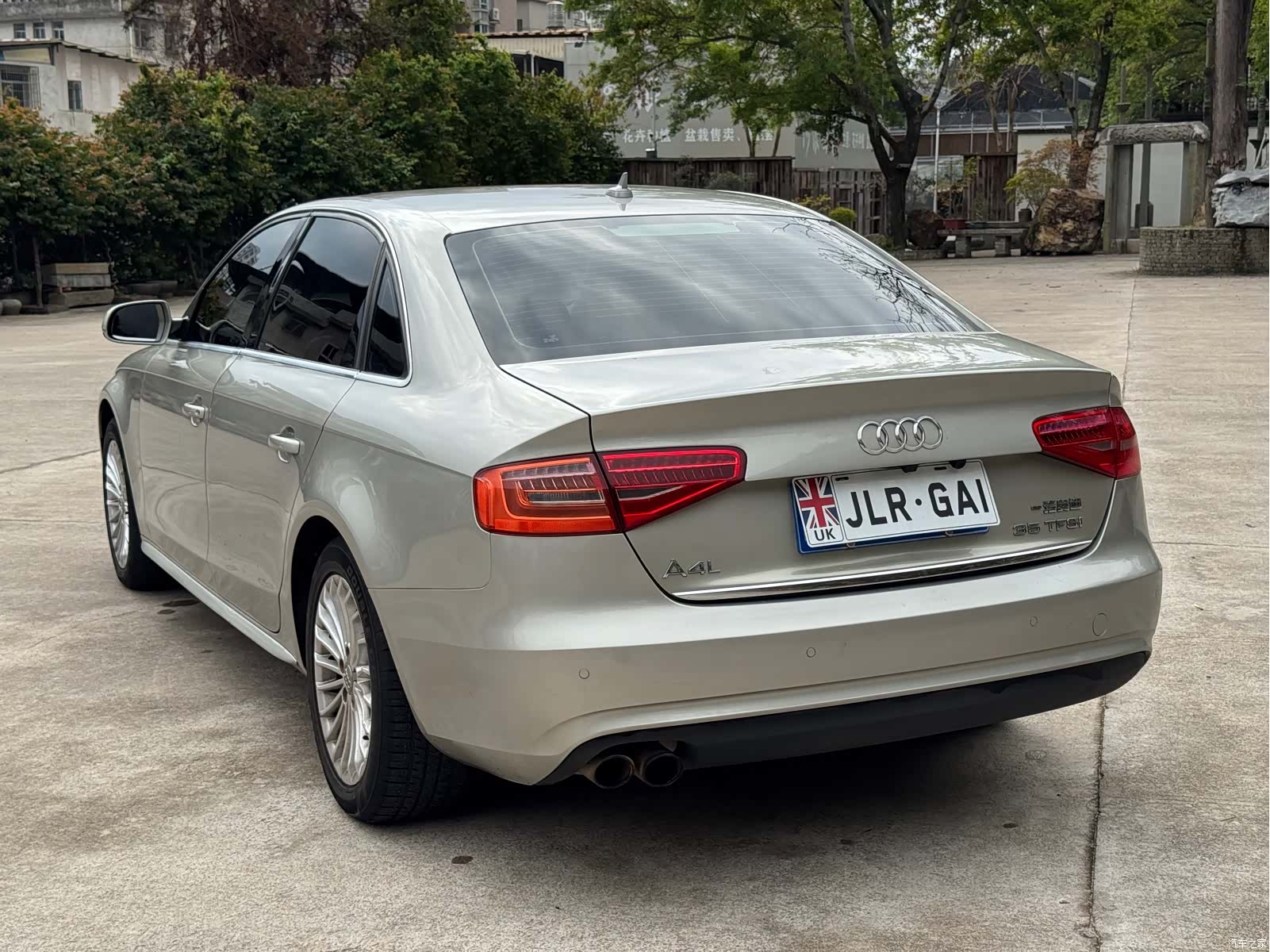 Audi A4L, 2015 10