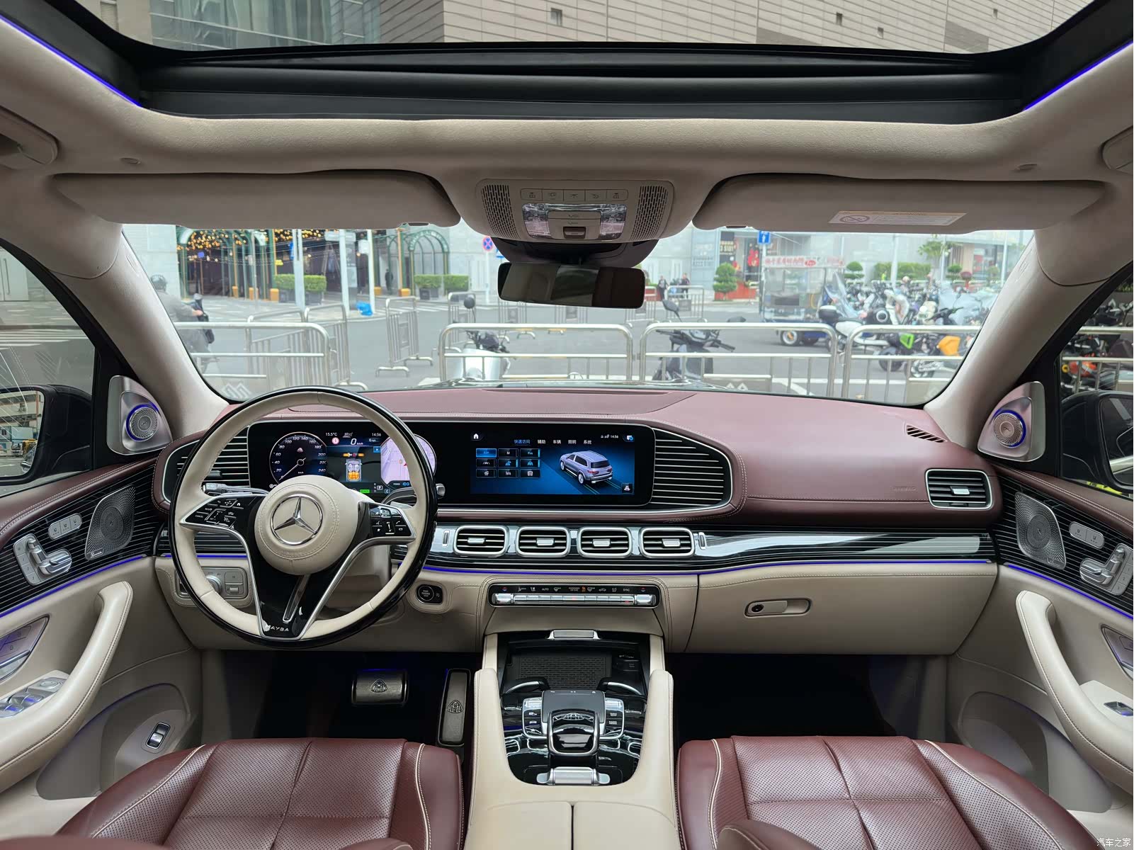 Maybach GLS, 2022 9