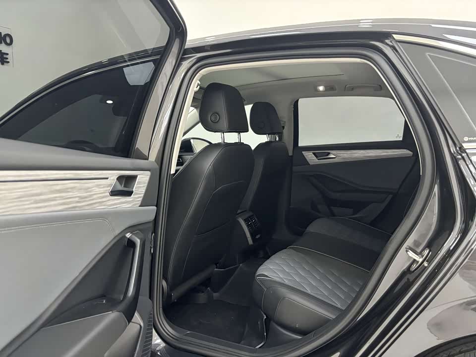 Volkswagen Sagitar Volkswagen Sagitar