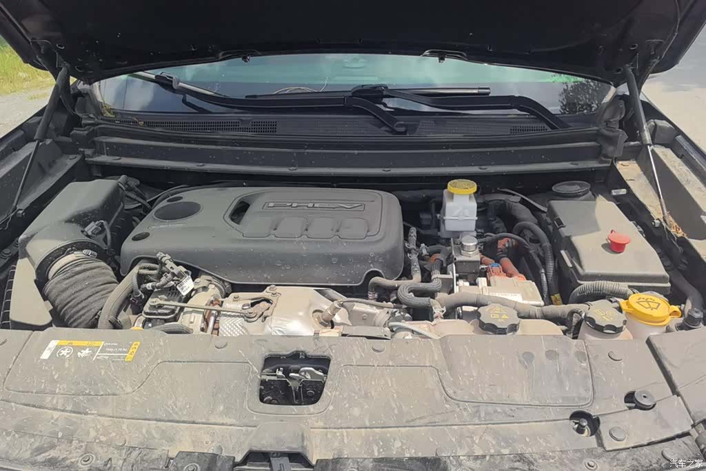 Jeep Grand Commander, 2021 10
