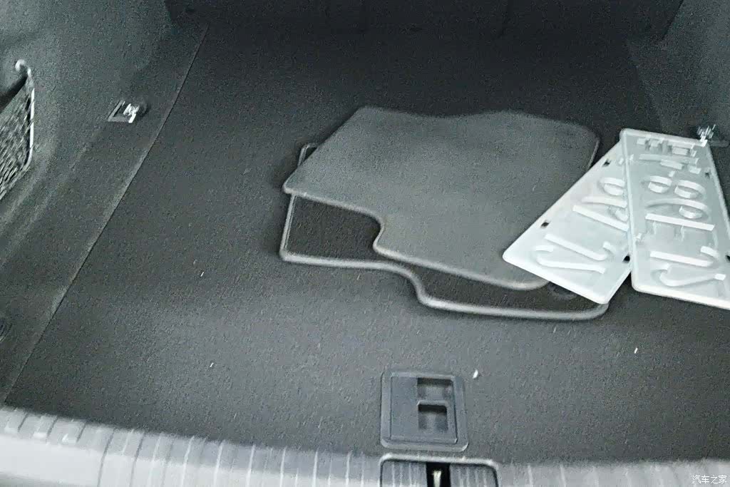 Audi A6L, 2022 4