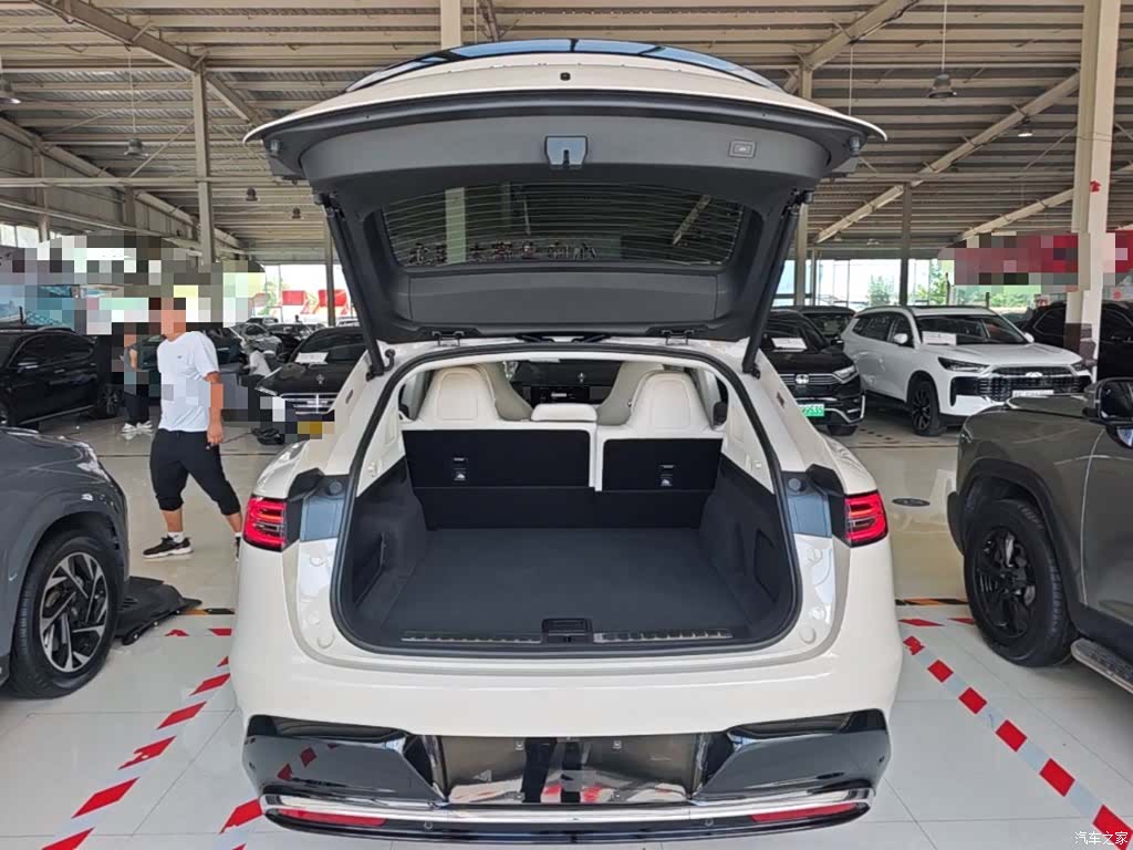 Luxeed R7, 2026 19