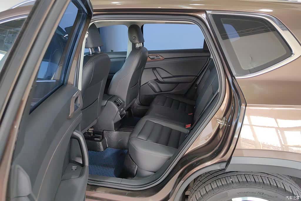 Volkswagen Tharu, 2019 11