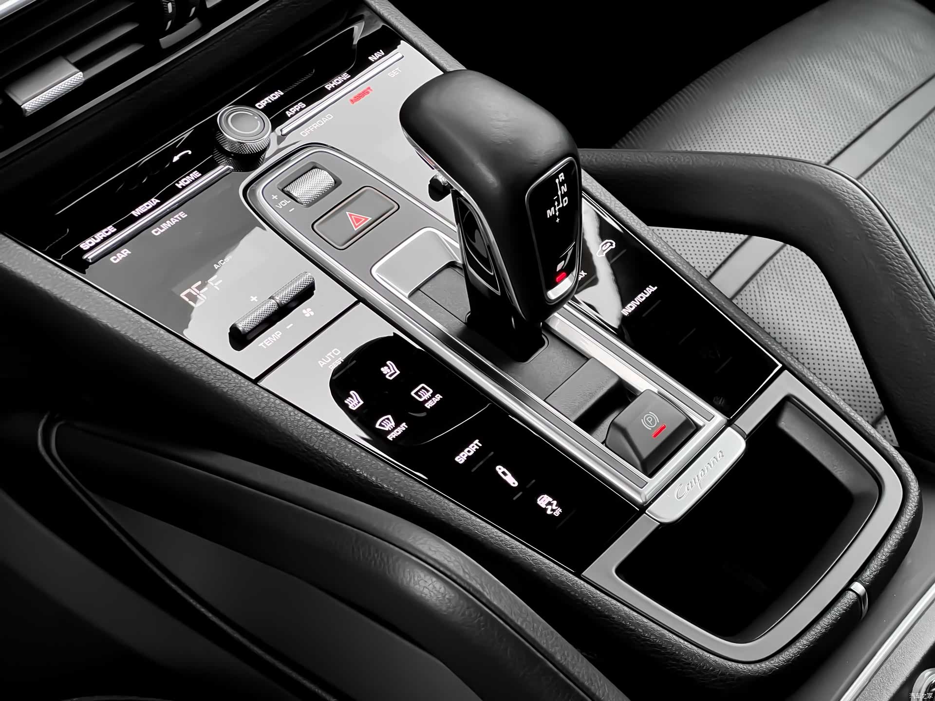 Porsche Cayenne, 2018 15