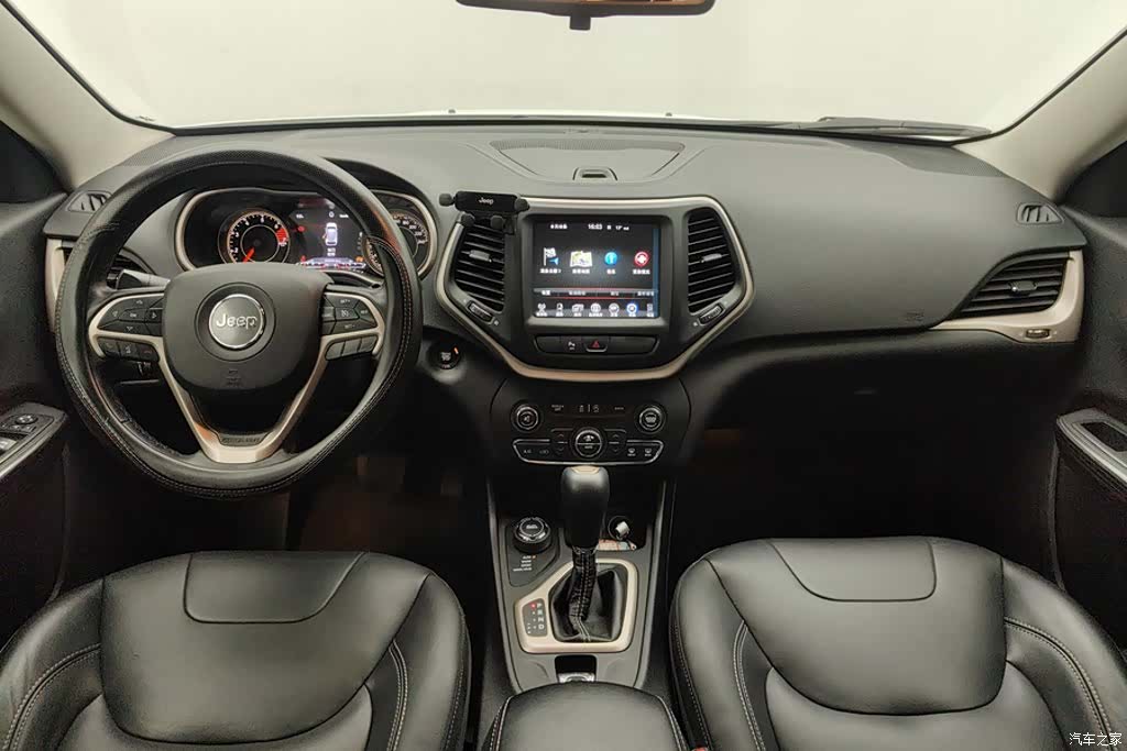 Jeep Cherokee, 2018 12