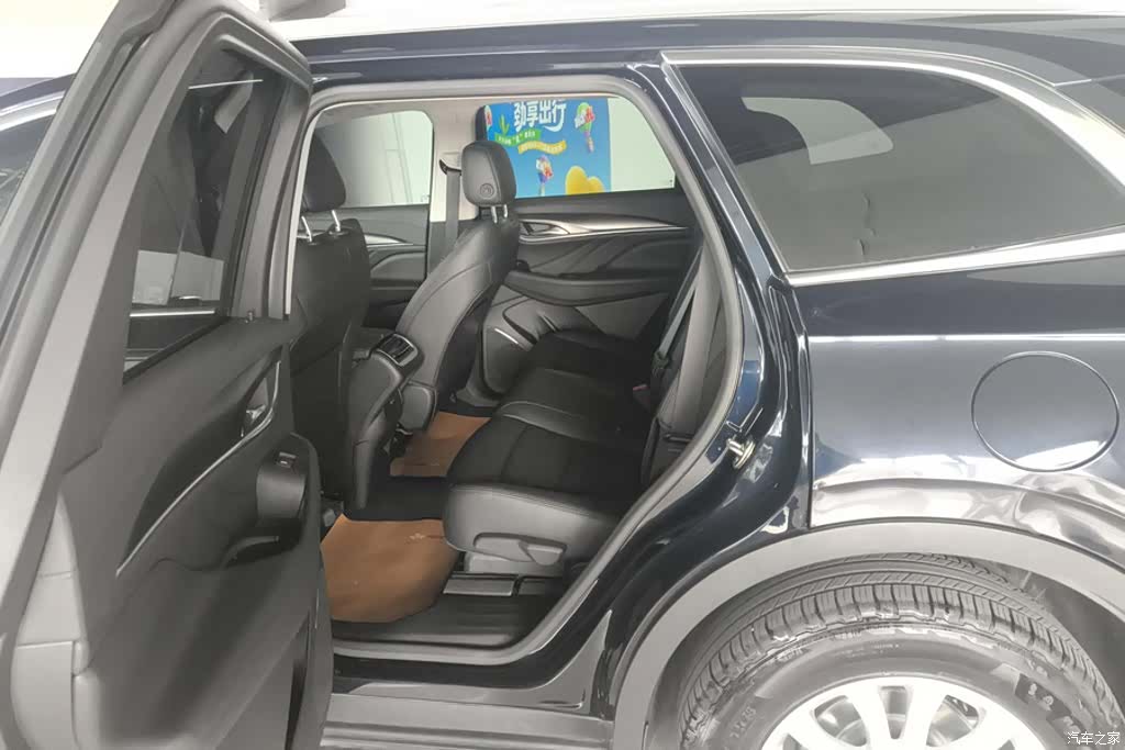 Buick Enclave, 2020 11