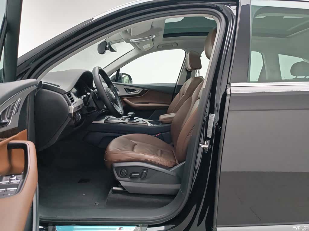 Audi Q7, 2017 10