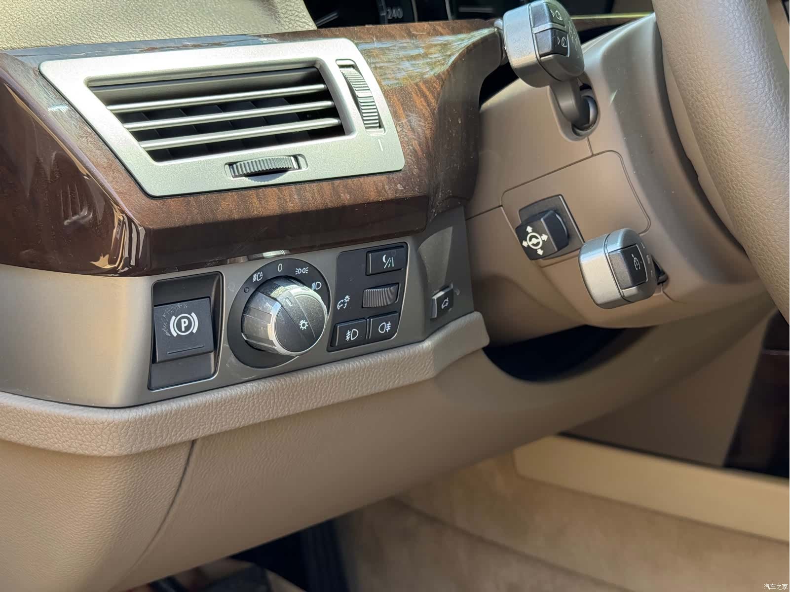 BMW 7 Series, 2008 9