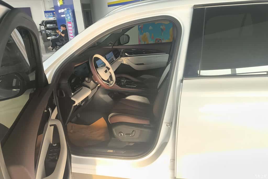 Geely Xingyue L, 2021 9