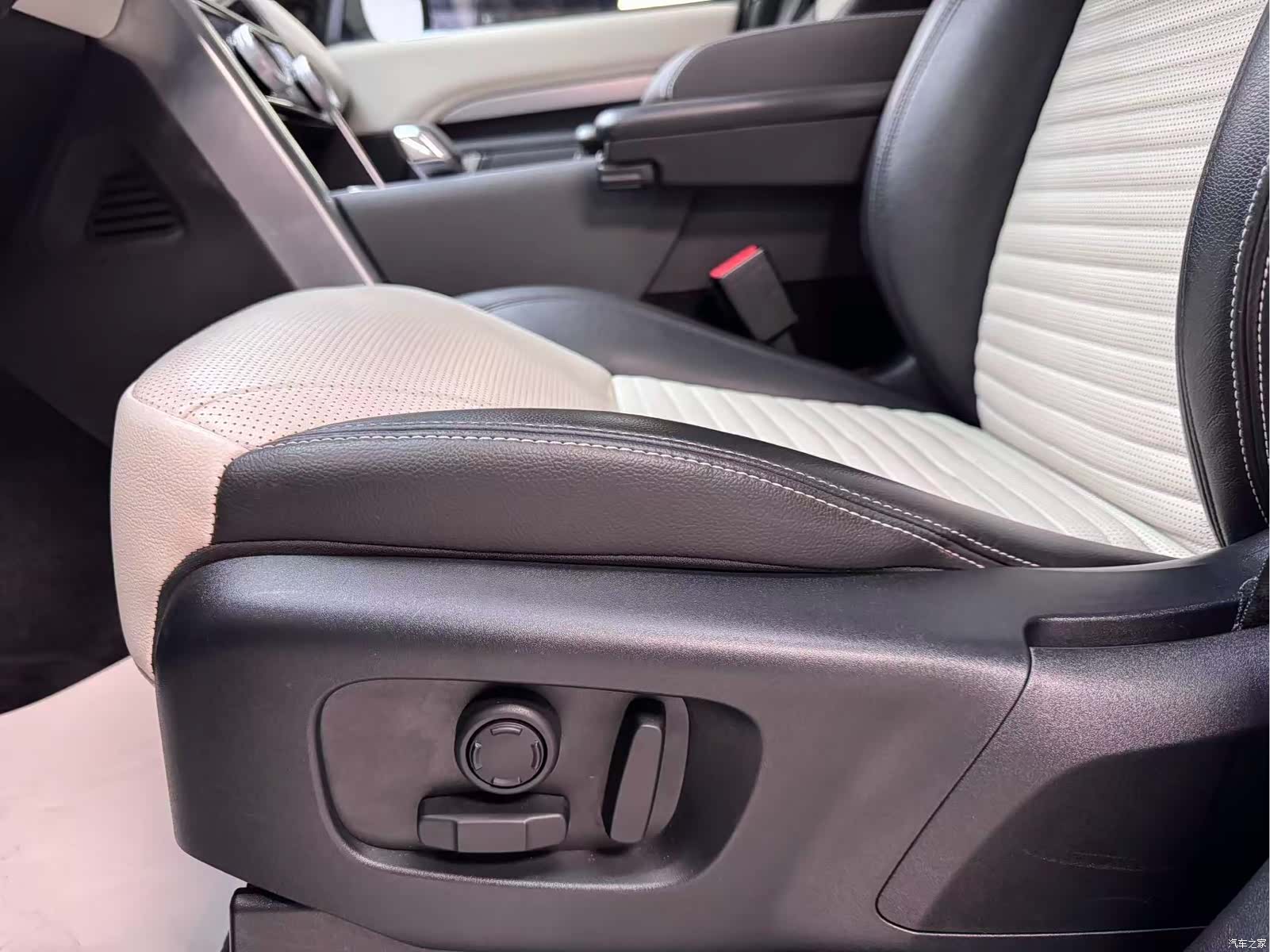 Land Rover Discovery, 2021 9