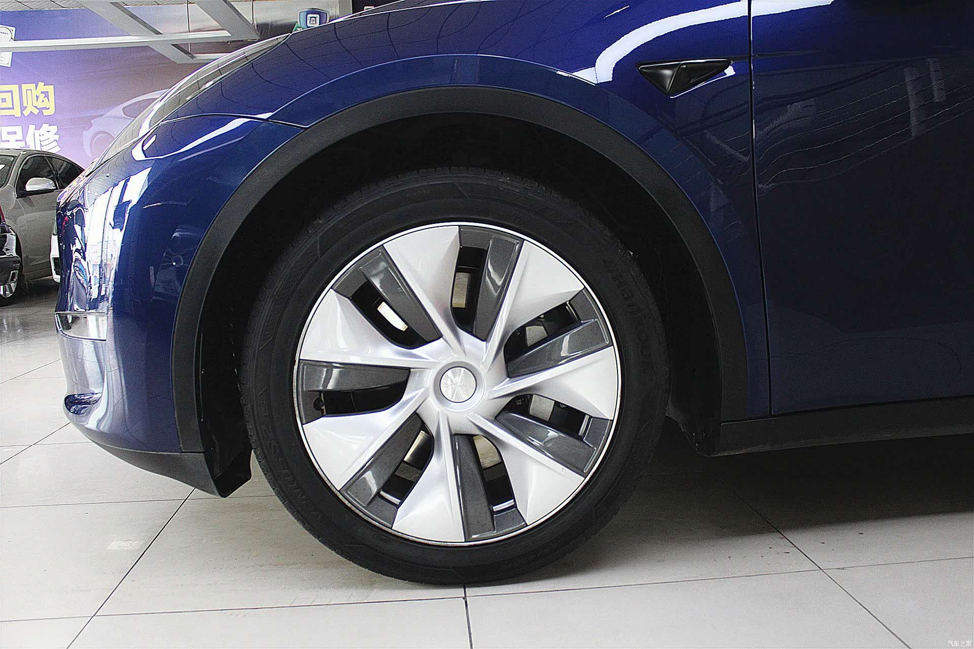 Tesla Model Y, 2022 14