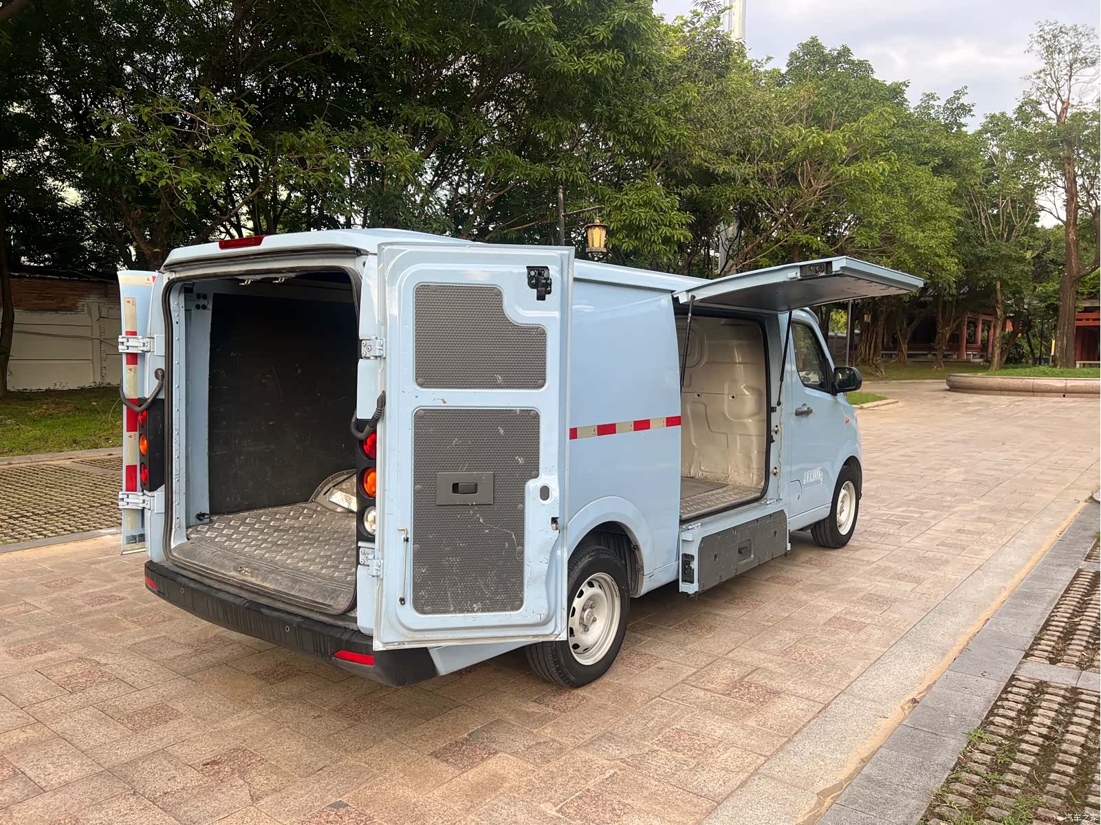 YuanCheng V7E, 2024 12