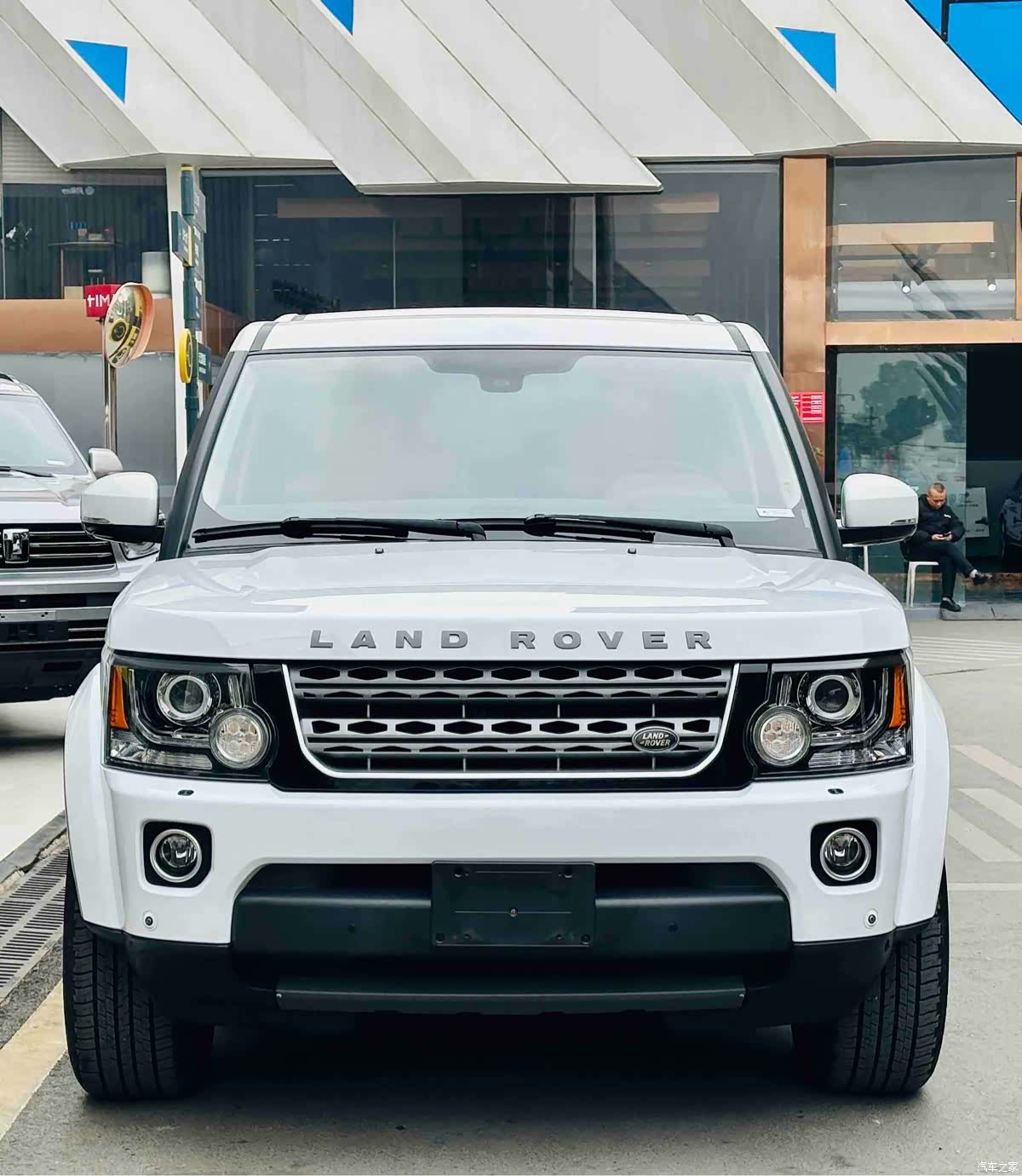 Land Rover Discovery, 2015 3
