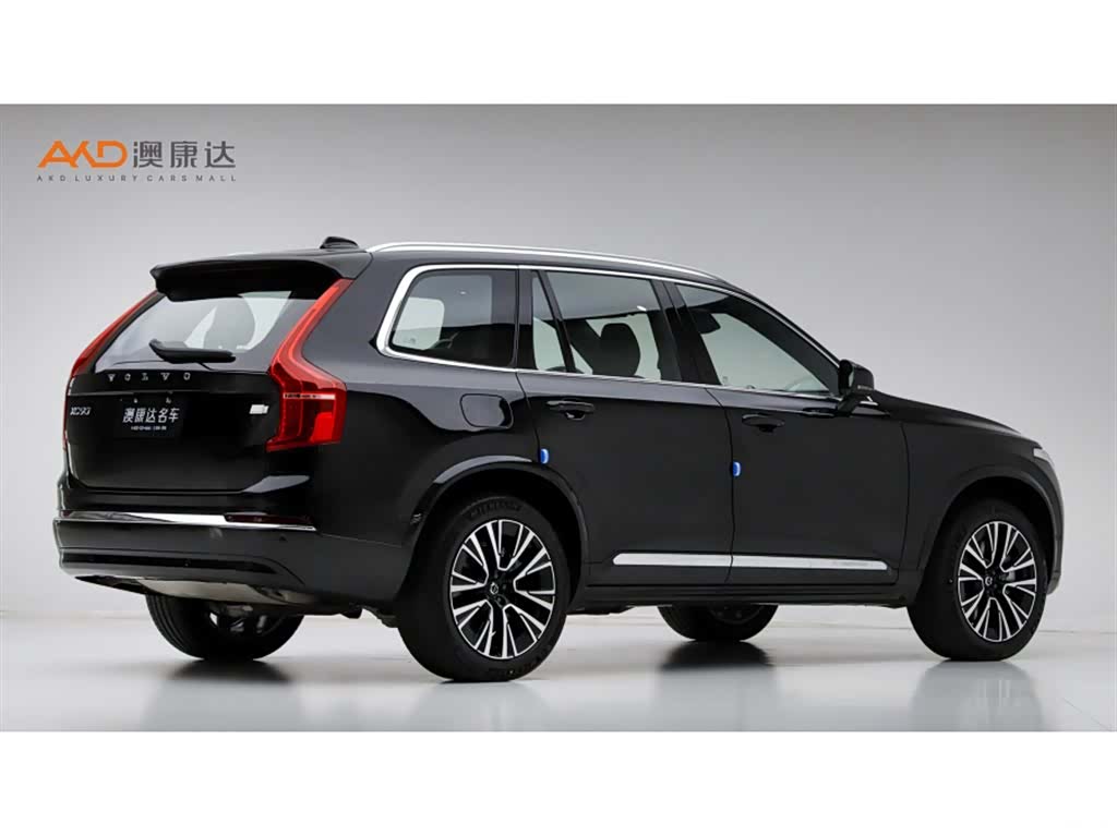 Volvo XC90, 2024 3