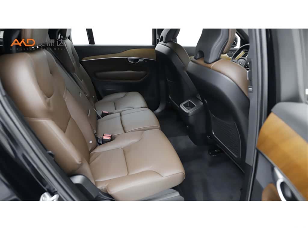 Volvo XC90, 2024 8
