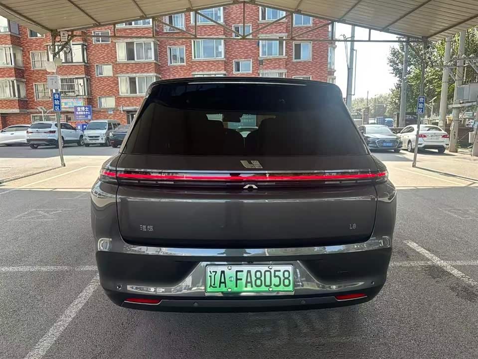 Li Auto Ideal L8