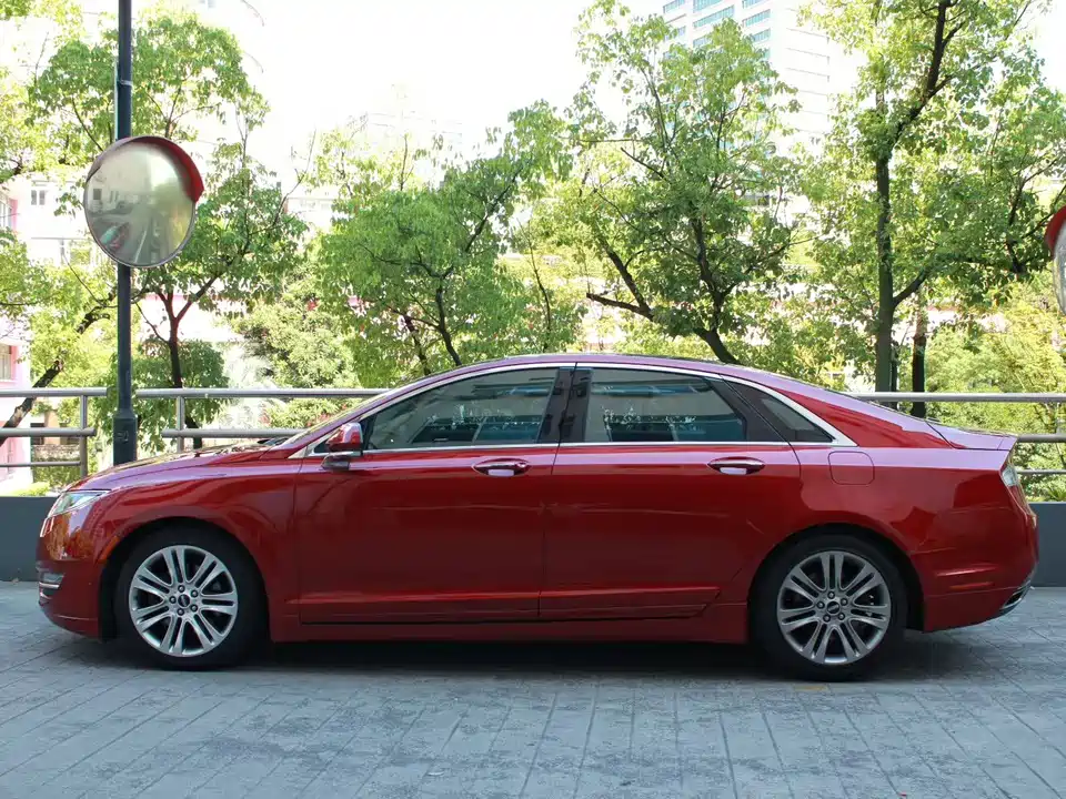 Lincoln MKZ
