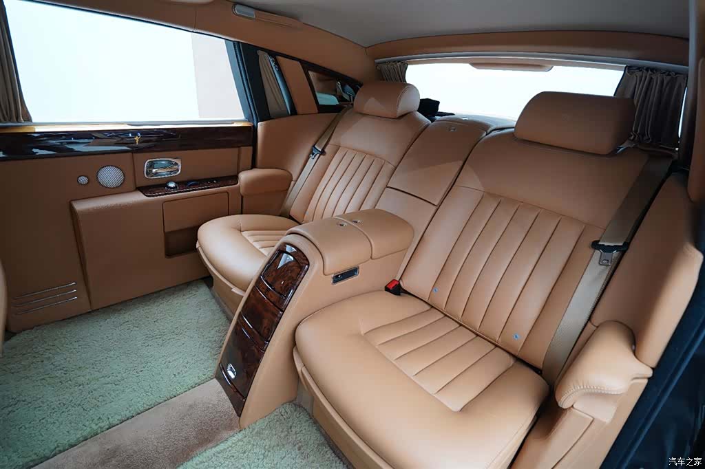 Rolls-Royce Phantom, 2011 14
