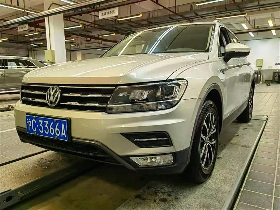Volkswagen Tiguan L