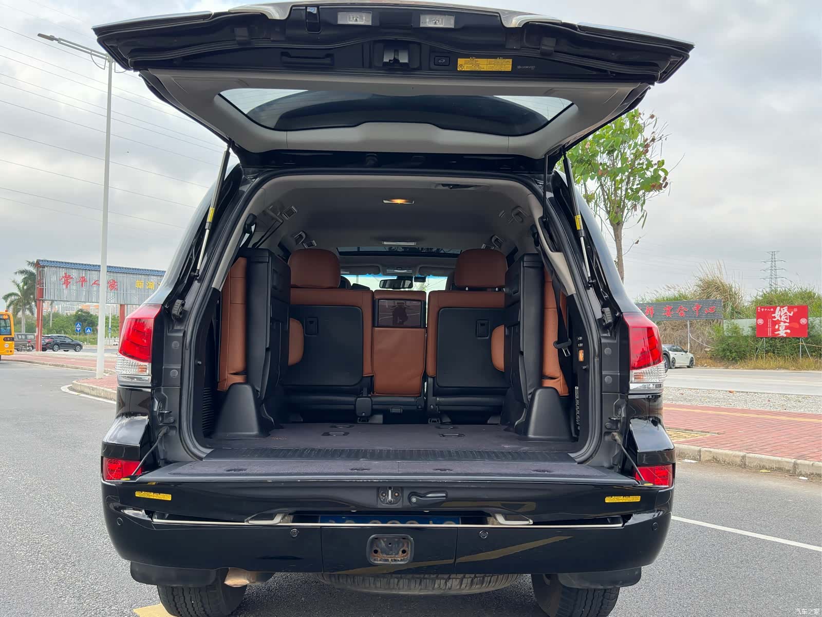 Lexus LX, 2015 19