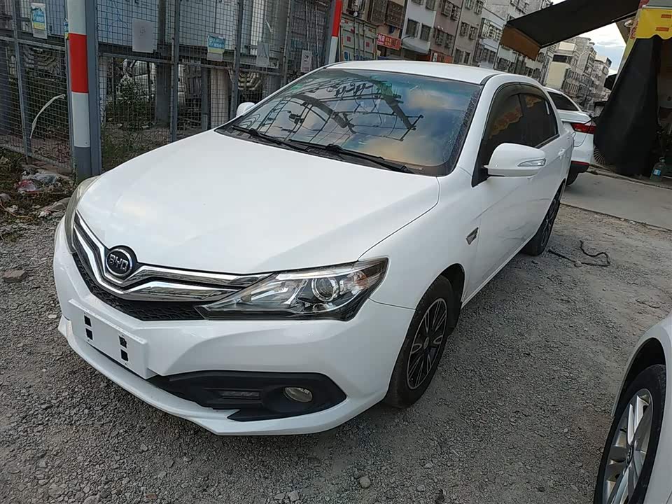 BYD F3