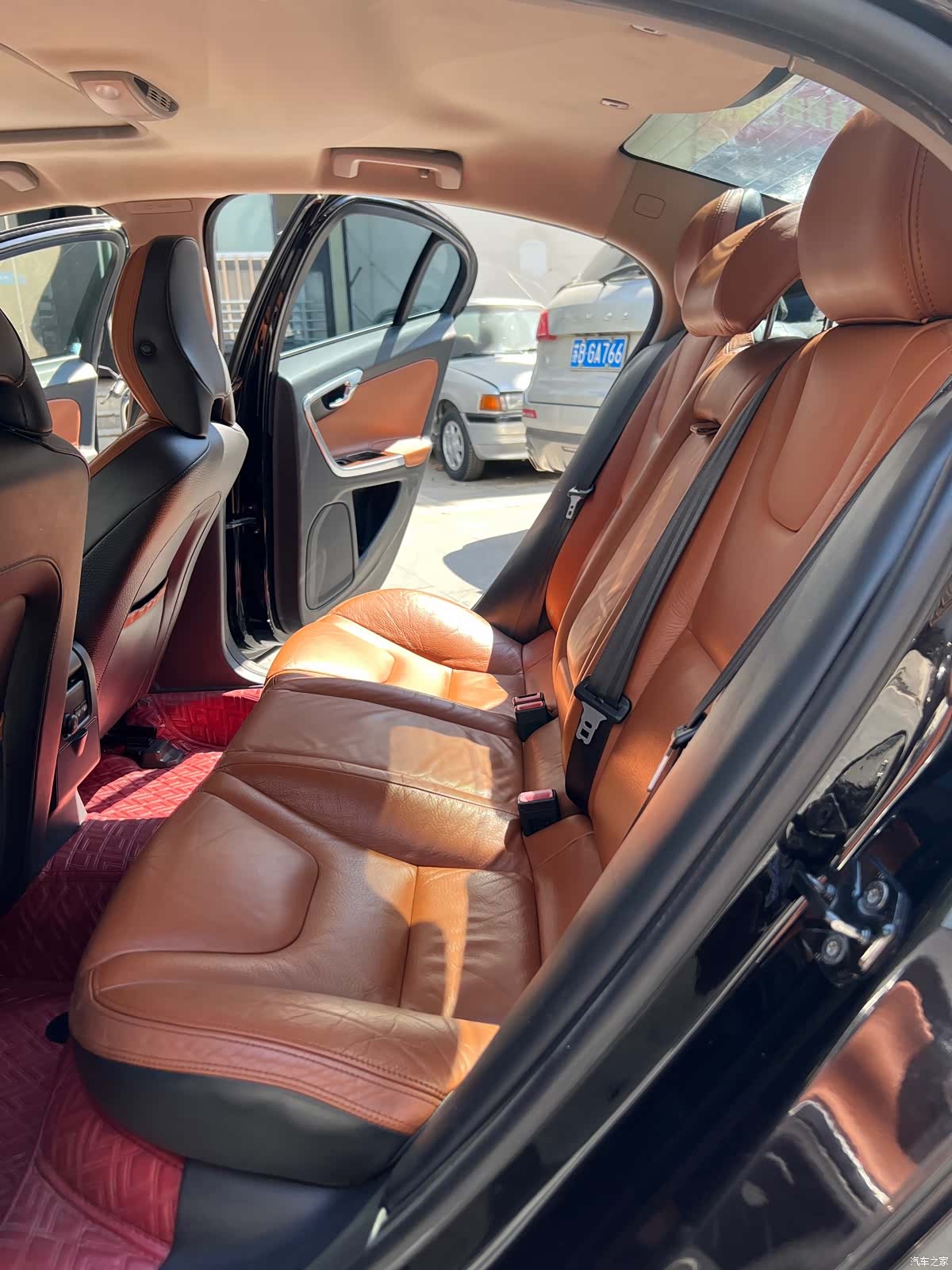 Volvo S60, 2011 8