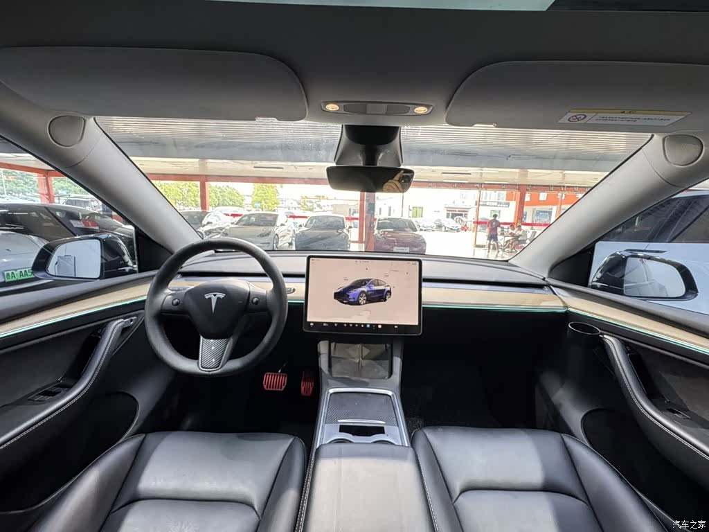 Tesla Model Y, 2022 10