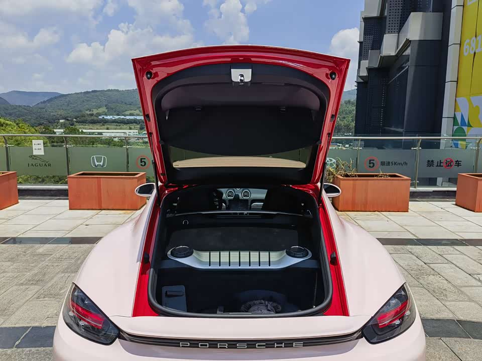 Porsche 718