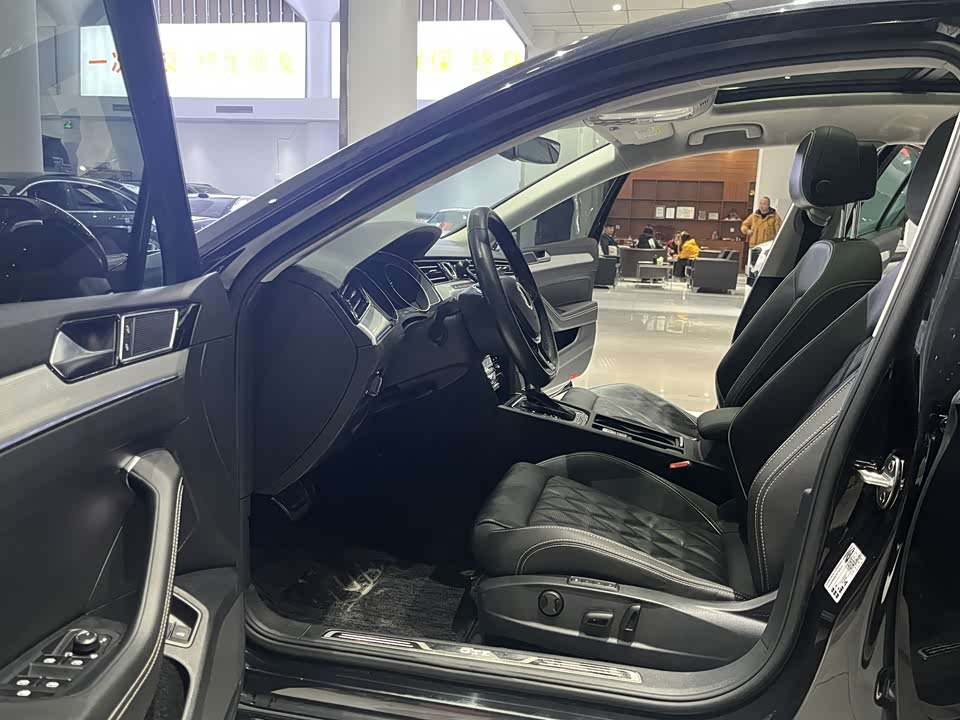 Volkswagen Magotan GTE