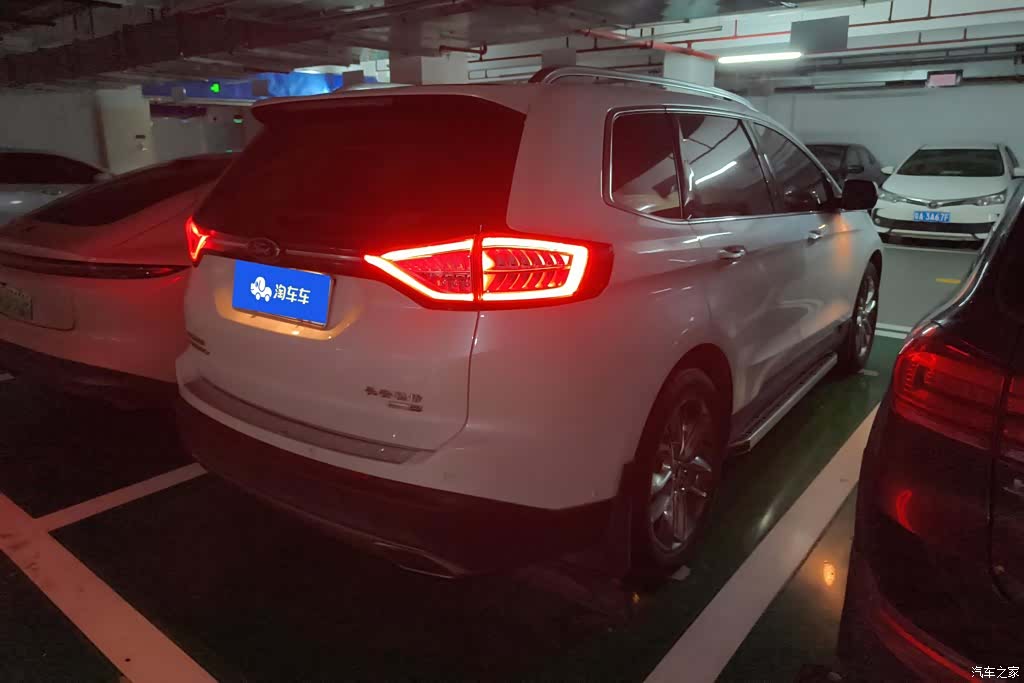Ford Edge, 2017 3