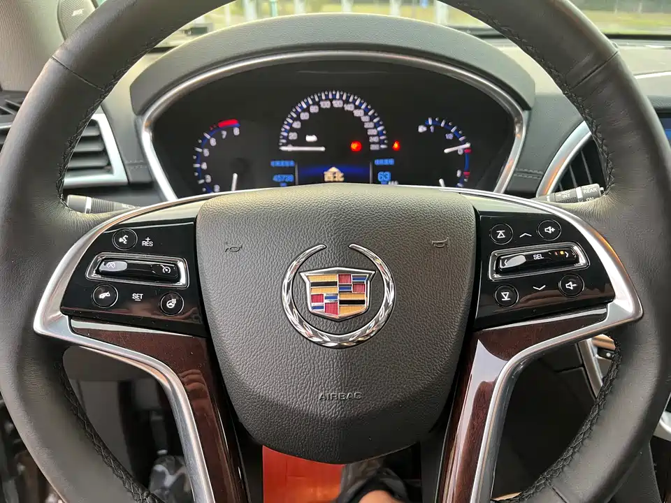 Cadillac SRX