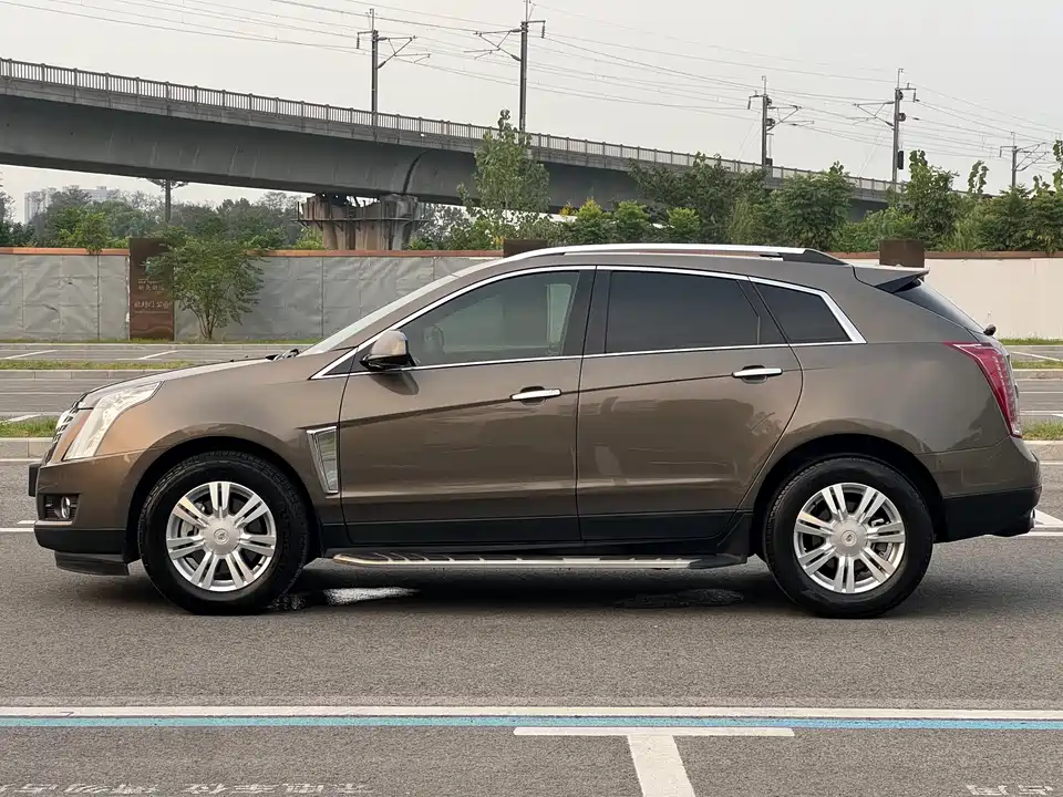 Cadillac SRX
