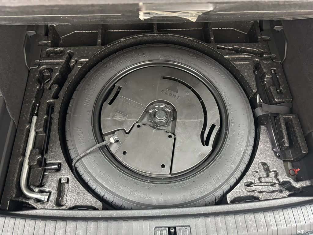 Audi Q3, 2023 14