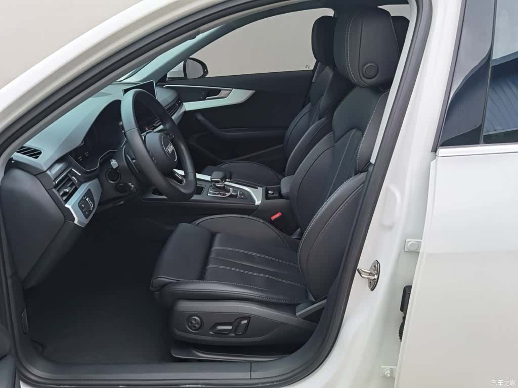 Audi A4L, 2023 13