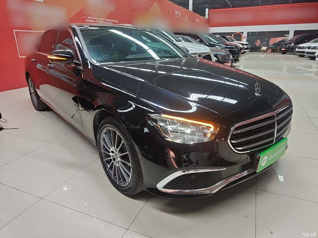 Mercedes-Benz E-Class, 2023 4