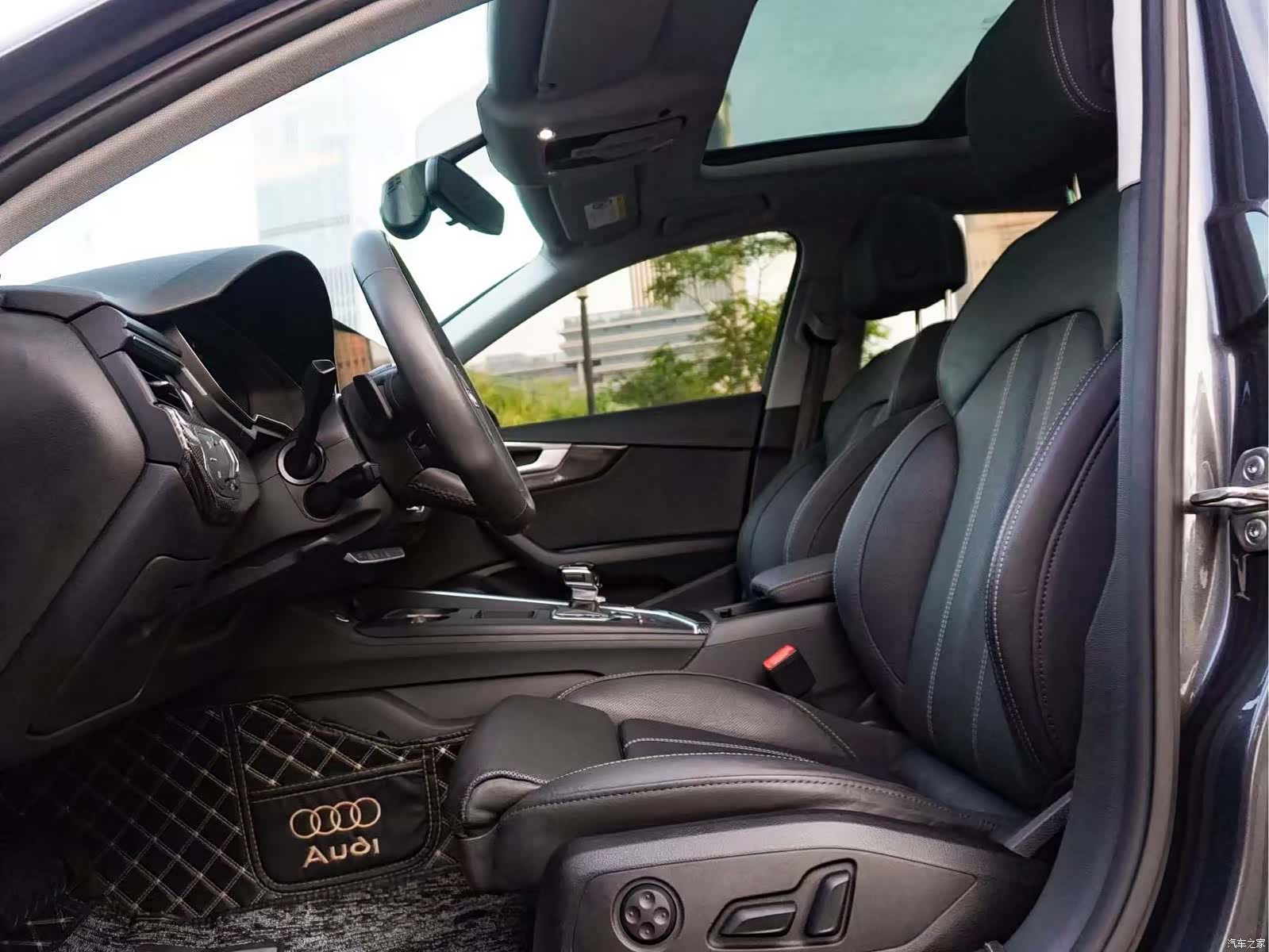 Audi A4L, 2022 9