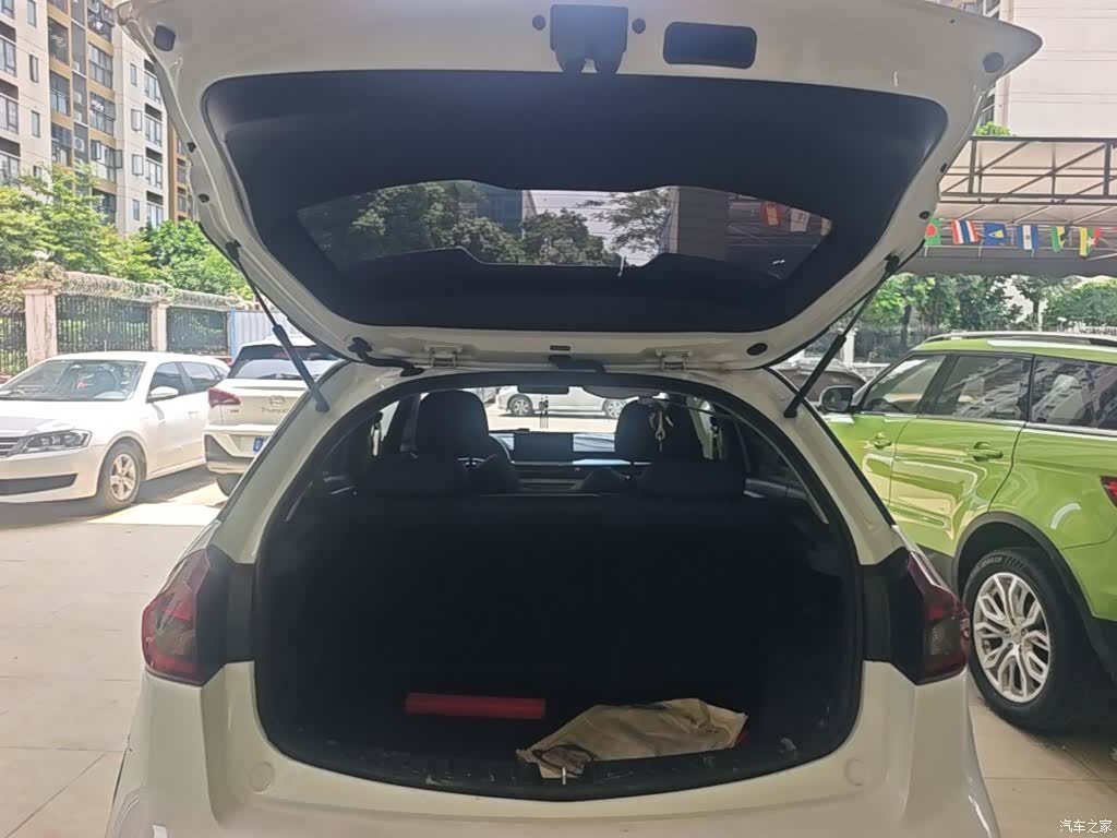 Geely EX3, 2022 19