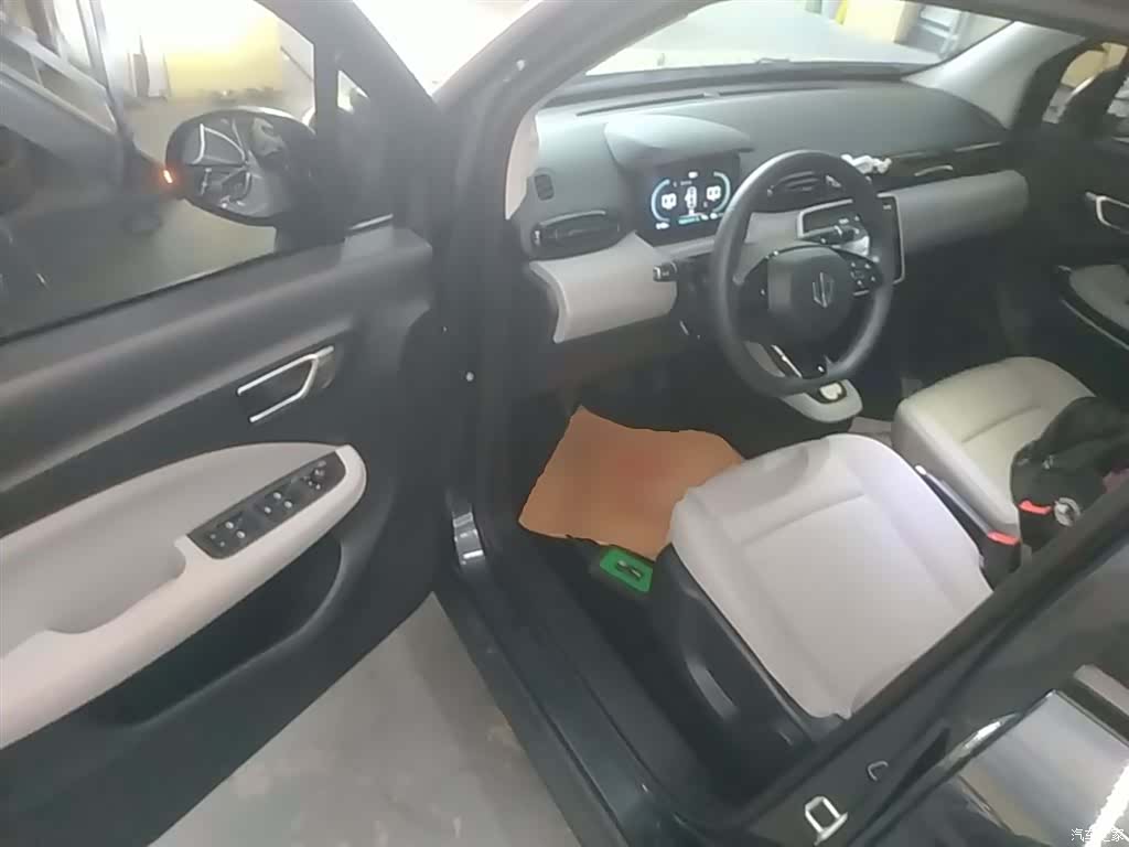 Leapmotor T03, 2024 16