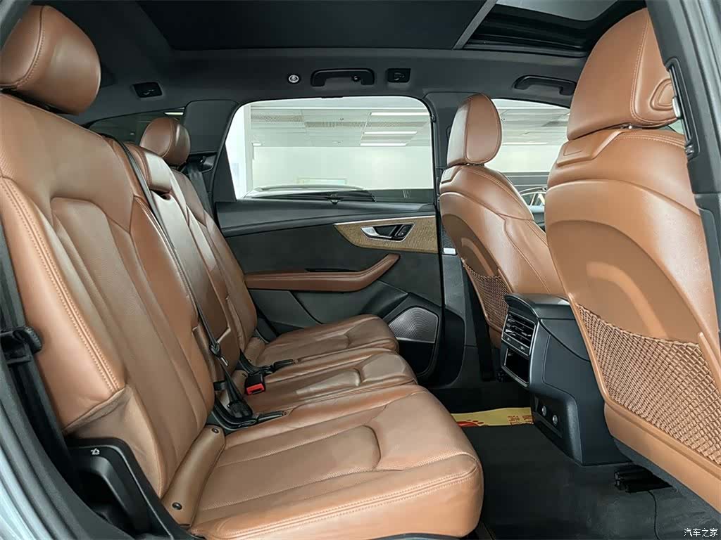 Audi Q7, 2023 7