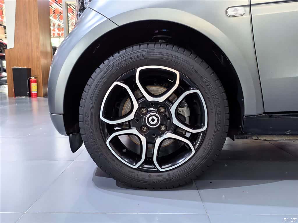 Smart Fortwo, 2019 19
