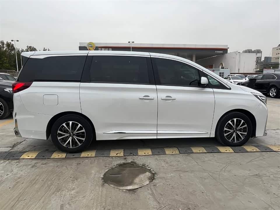 Trumpchi Trumpchi M8