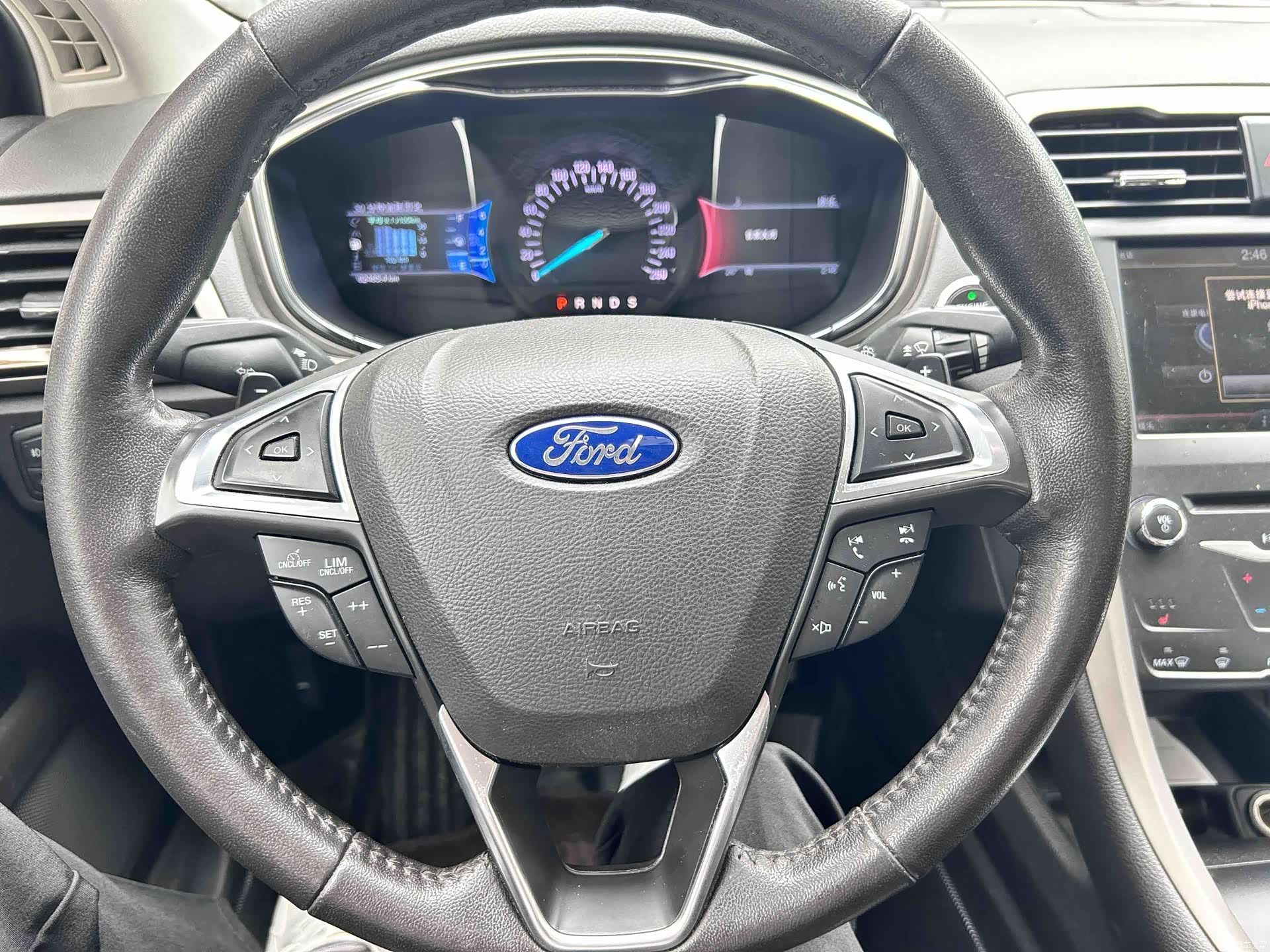 Ford Mondeo, 2015 6