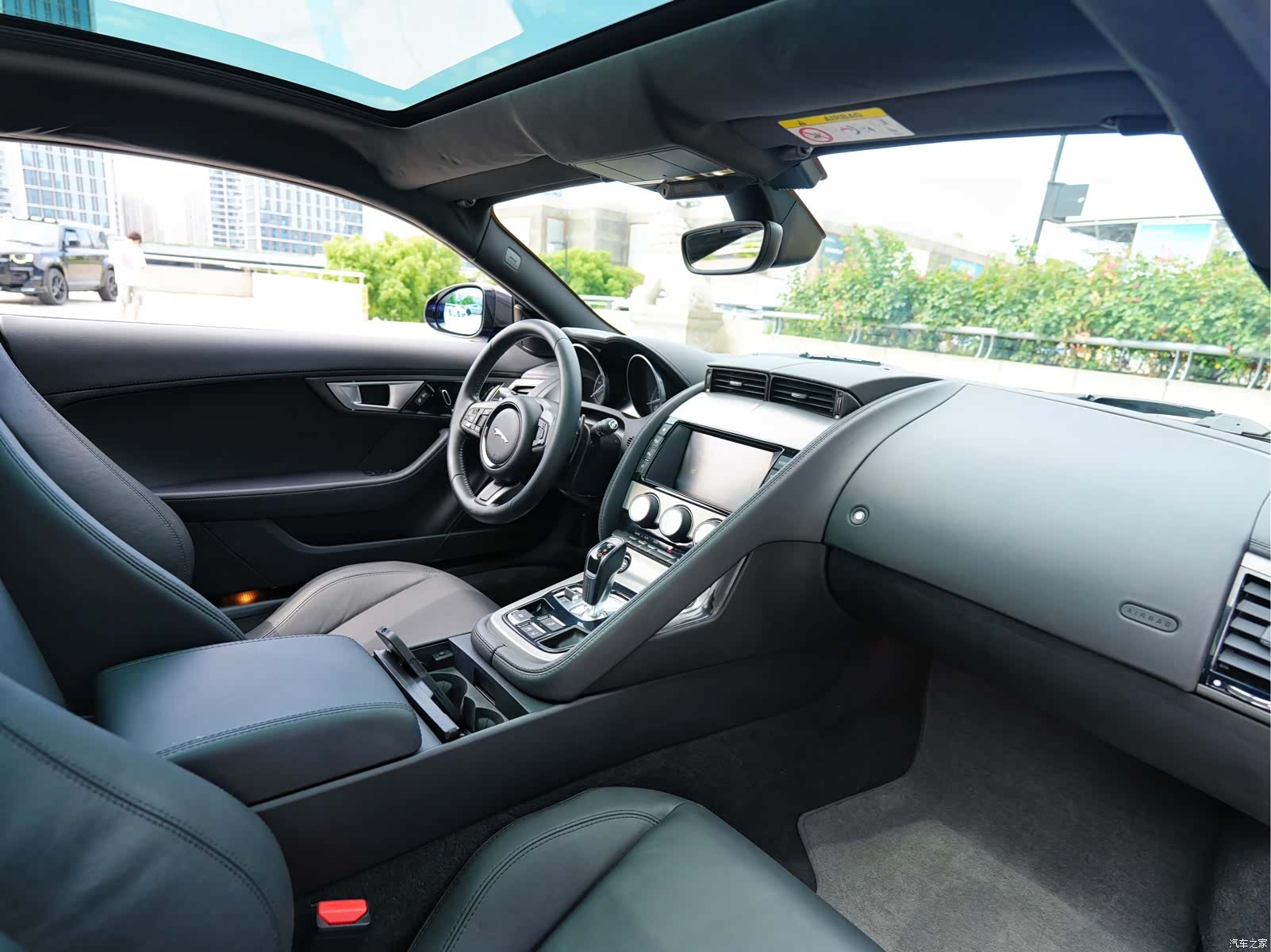 Jaguar F-TYPE, 2015 8