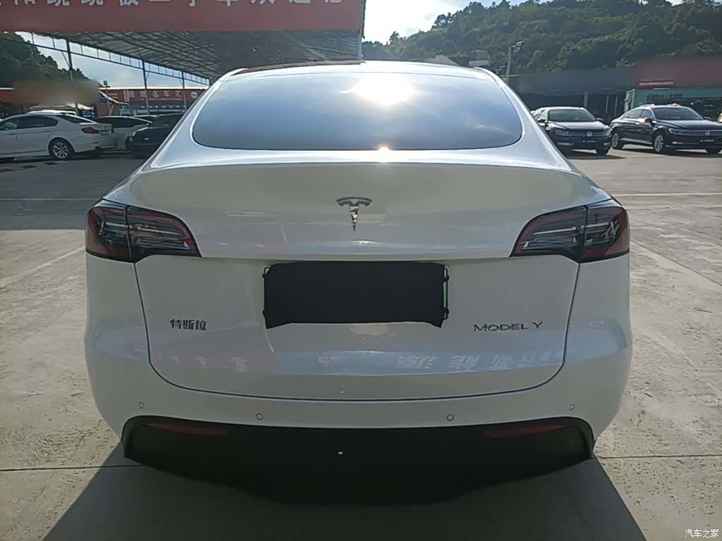 Tesla Model Y, 2022 6