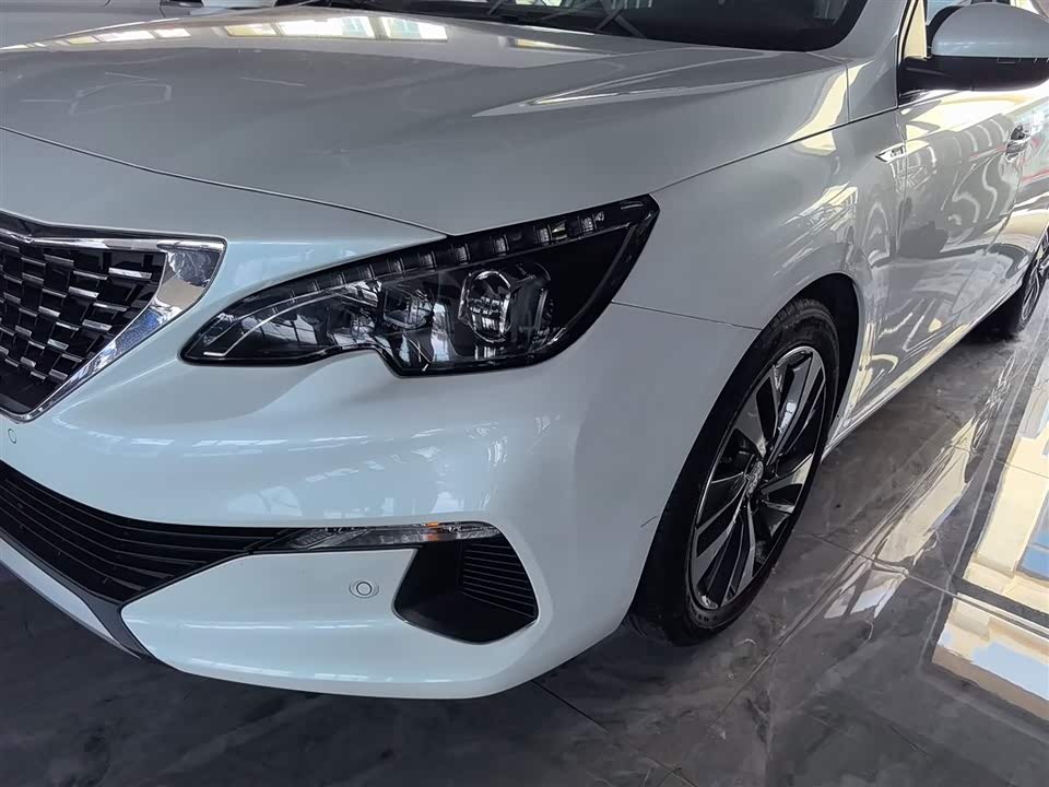 Peugeot 408 Peugeot 408