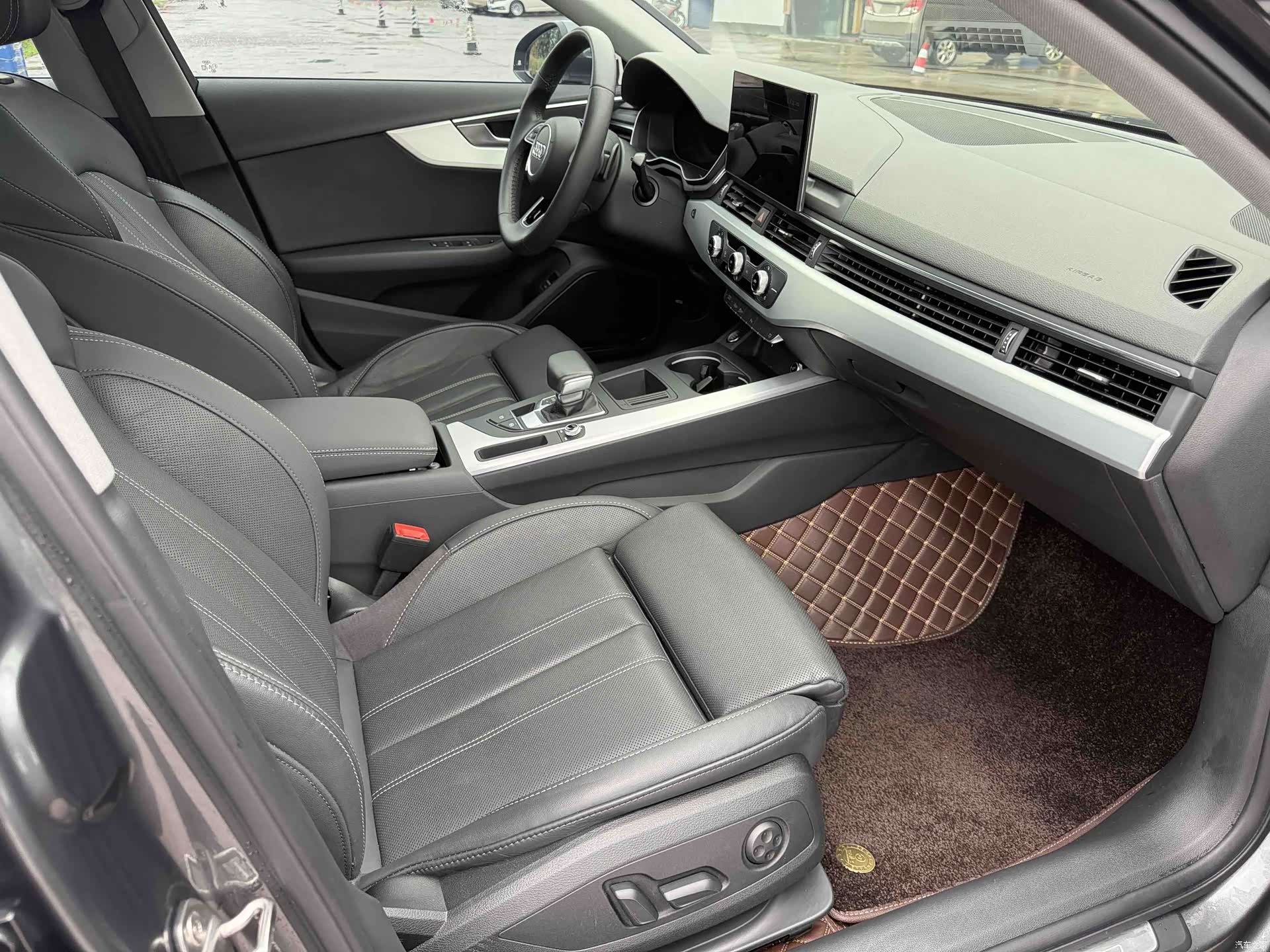 Audi A4L, 2023 27
