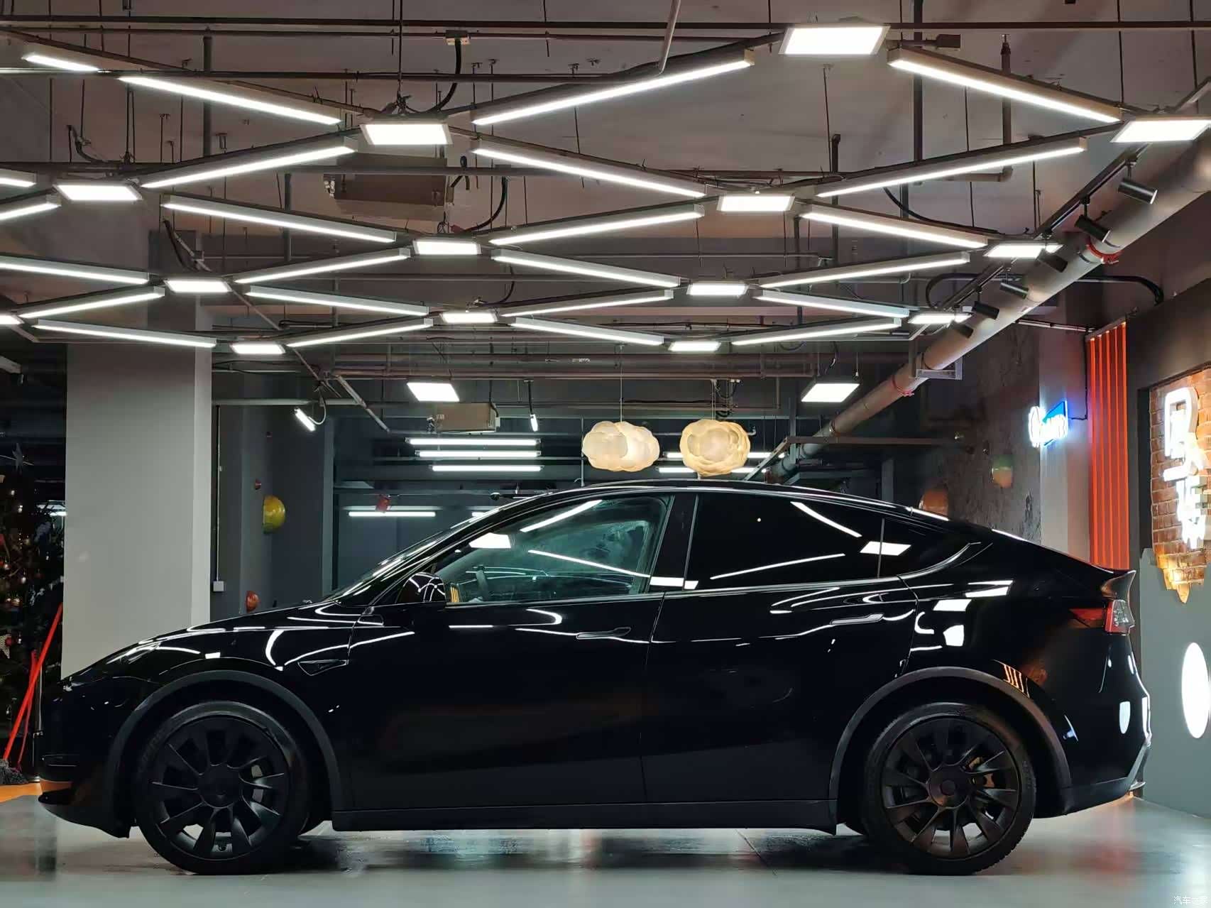 Tesla Model Y, 2021 8