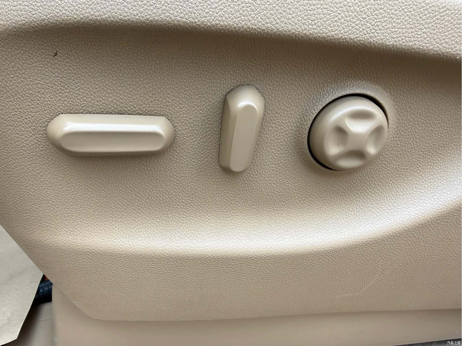Buick GL8, 2018 24
