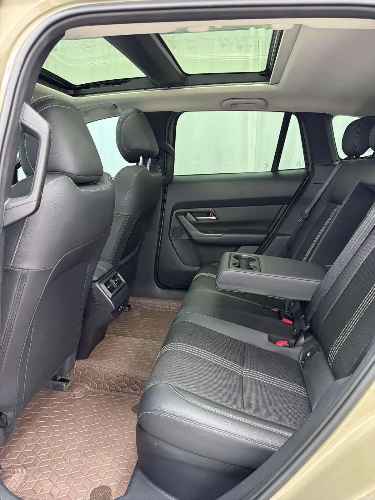 Mazda CX-50, 2023 12