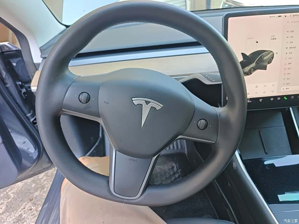 Tesla Model 3, 2020 11